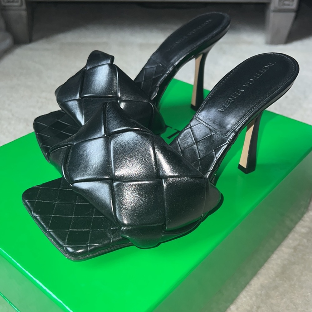 Bottega Veneta Black Padded Leather Square-Toe Mules